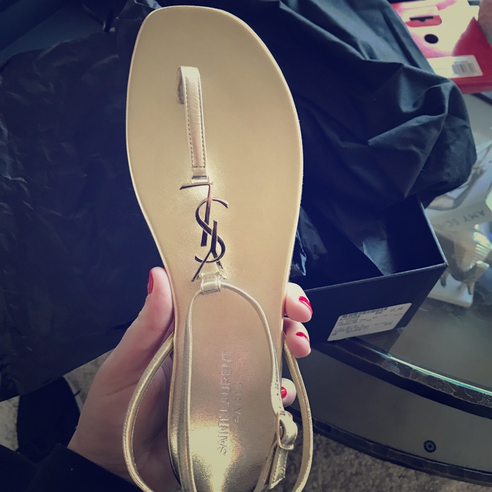 SAINT LAURENT NU PIEDS 05 YSL SANDAL IN GOLD